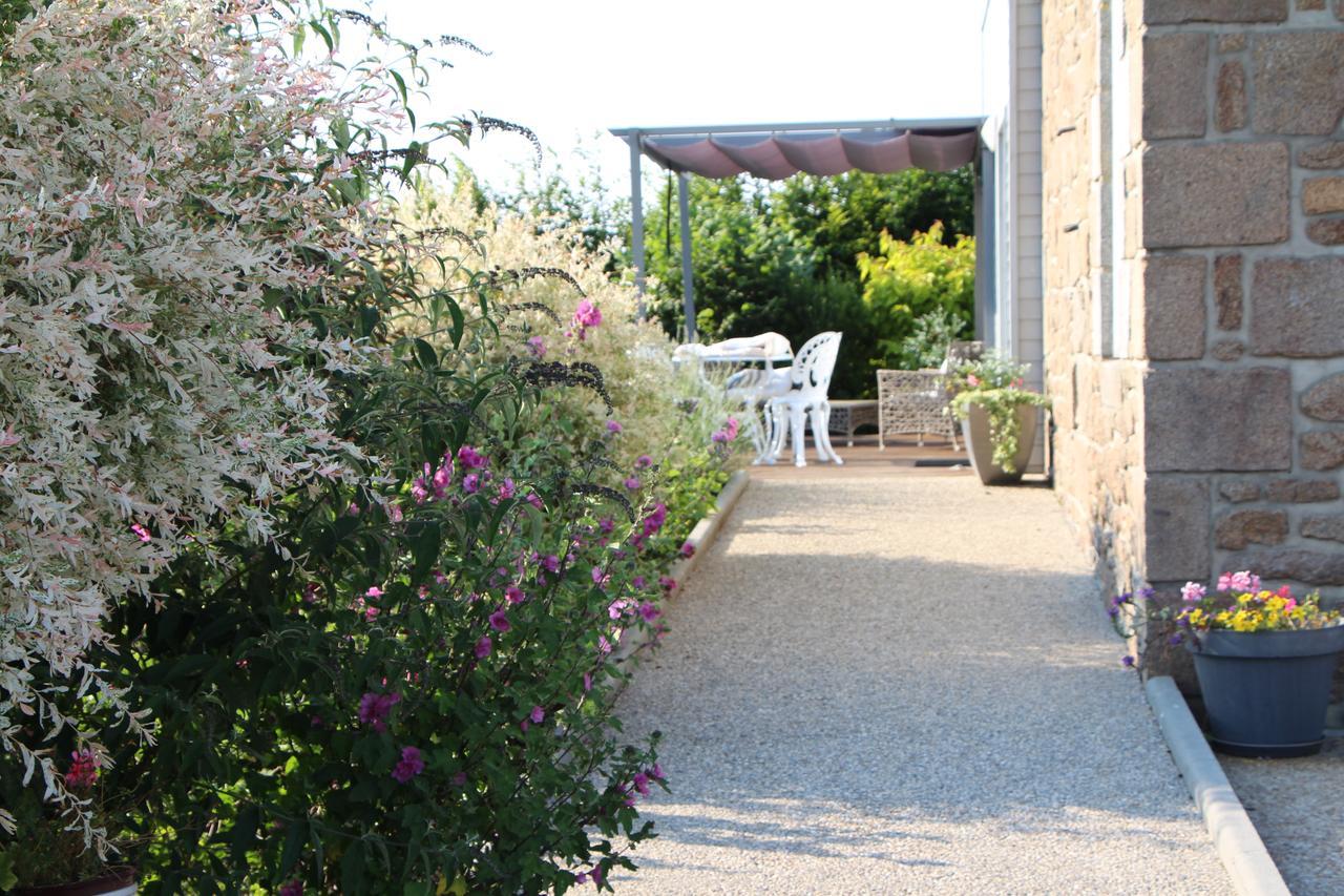 Gîte d'Anne et Ulysse Sept-Freres Extérieur photo